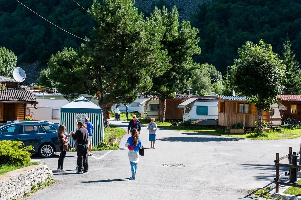 Villaggio Turistico Camping Cervino Antey-Saint-André Extérieur photo