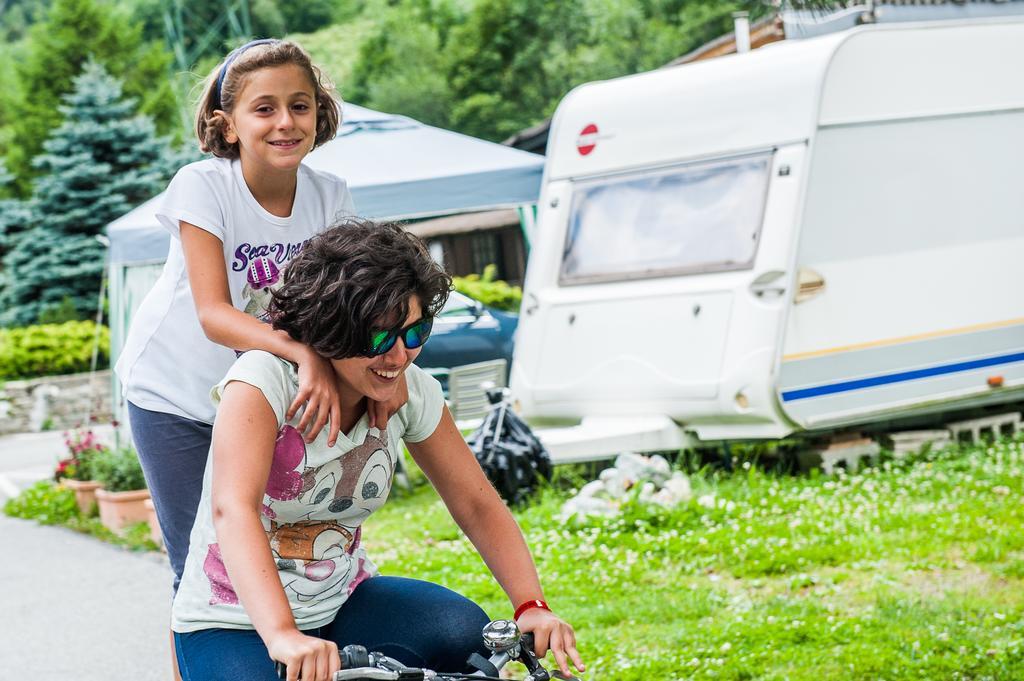 Villaggio Turistico Camping Cervino Antey-Saint-André Extérieur photo