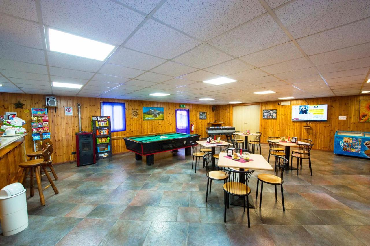Villaggio Turistico Camping Cervino Antey-Saint-André Extérieur photo